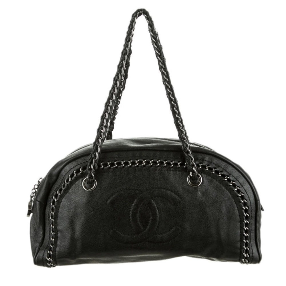 Chanel Luxe Ligne Bowler - Picture 2 of 16
